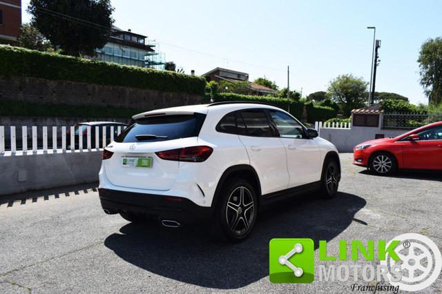 MERCEDES-BENZ GLA 200 Automatic Premium