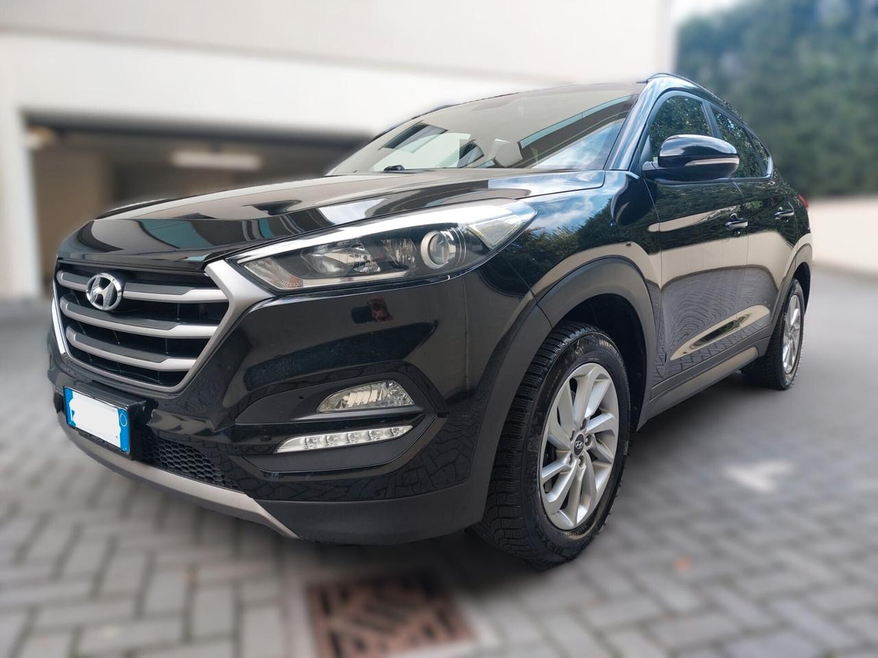 Hyundai Tucson 1.7 crdi Comfort 2wd 115cv Garanzia 12 Mesi