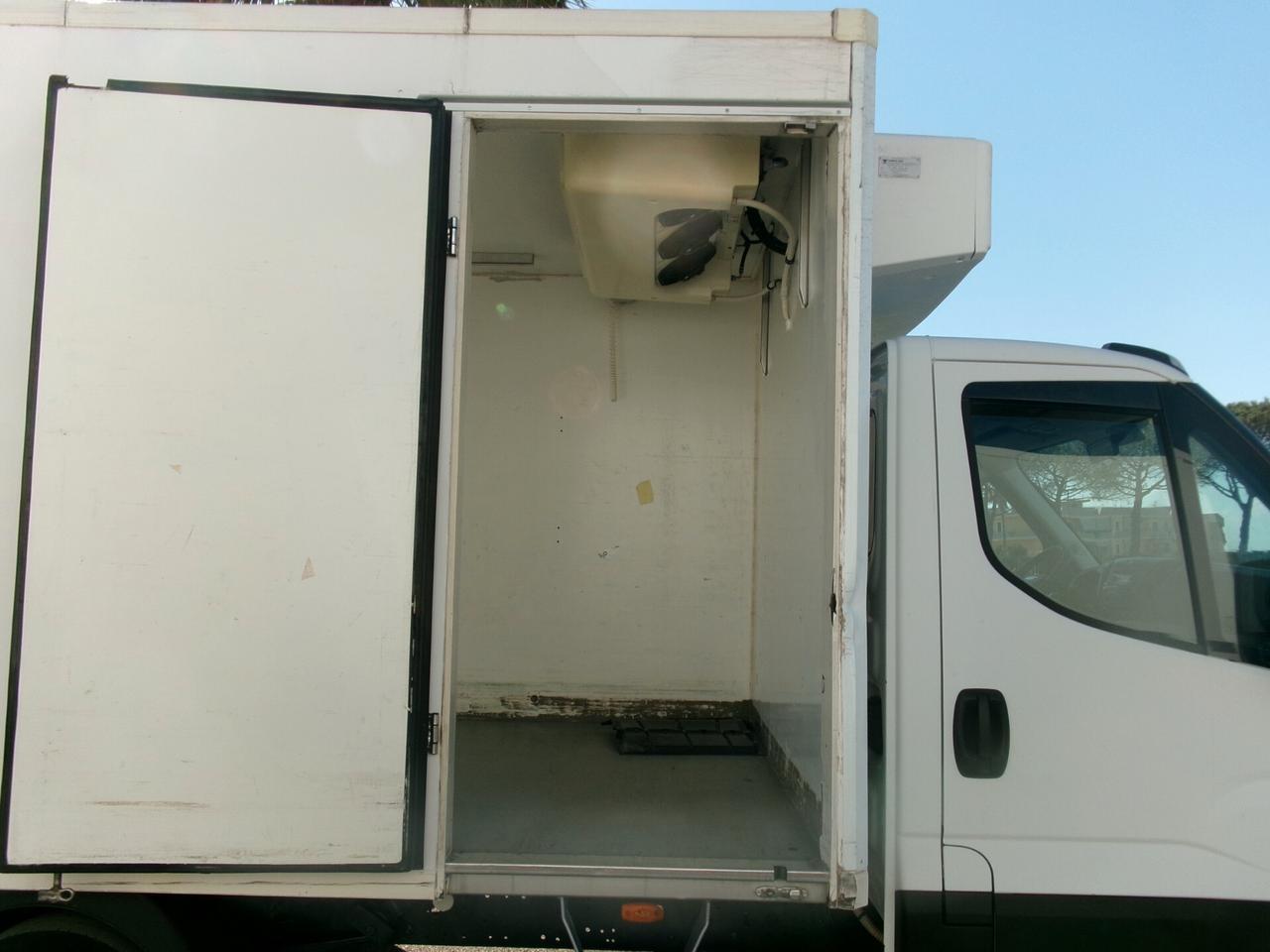 Iveco Daily 35C13 2.3 130CV E5 FRIGO ATP FRCX 01/2027 7 PEDANE MECCANICA PERFETTA