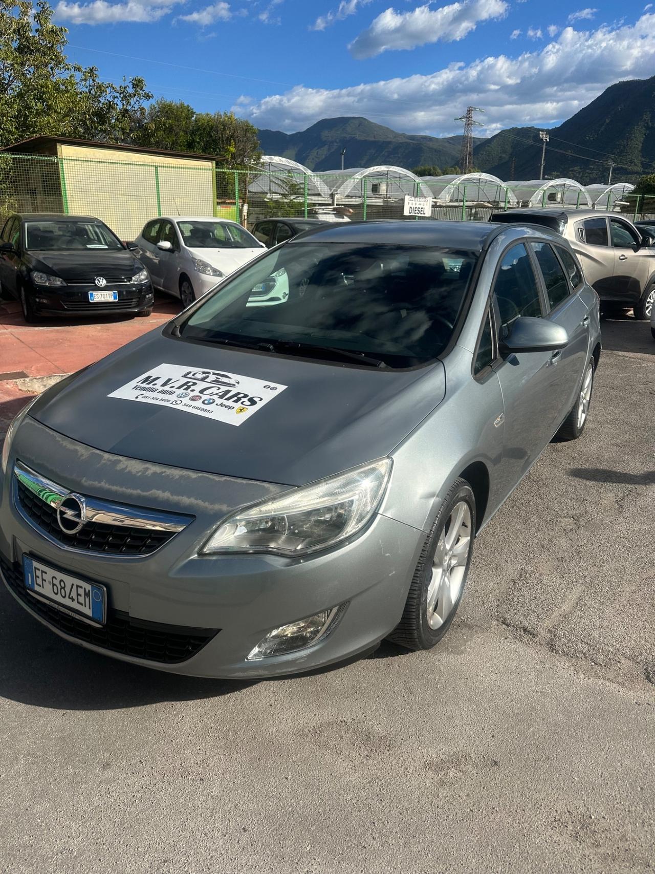 Opel Astra 1.4 100CV Sports Tourer Cosmo