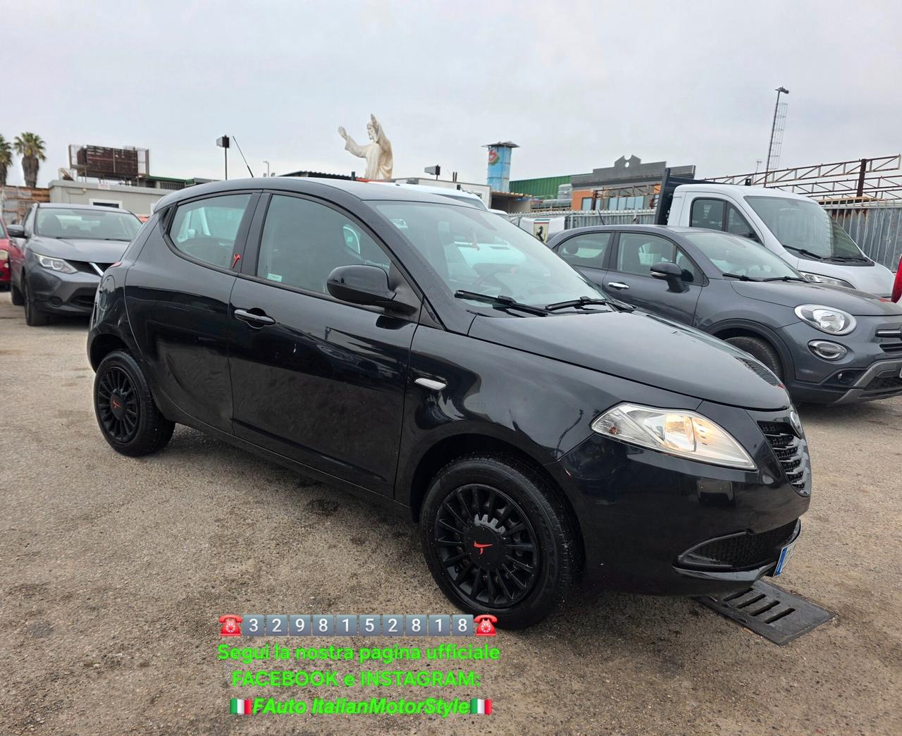 Lancia Ypsilon 0.9 TwinAir 85 CV 5 porte Metano Ecochic Elefantino
