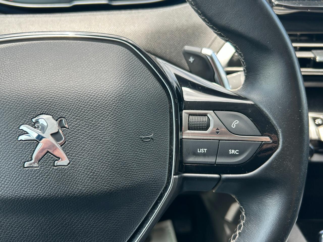 Peugeot 3008 BlueHDi 131 S&S EAT8 Allure