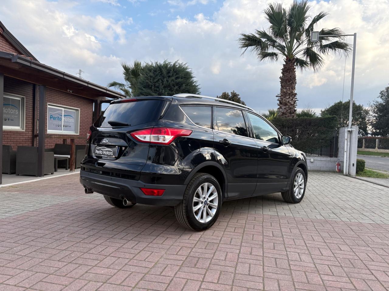 Ford Kuga 2.0 TDCI 120 CV S&S 2WD Titanium