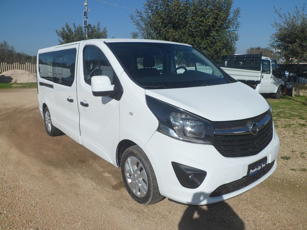 Opel Vivaro 9 posti maxi