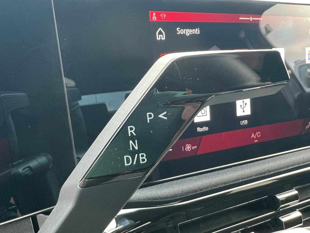 Renault Clio 1.8 full hybrid E-Tech Techno Auto