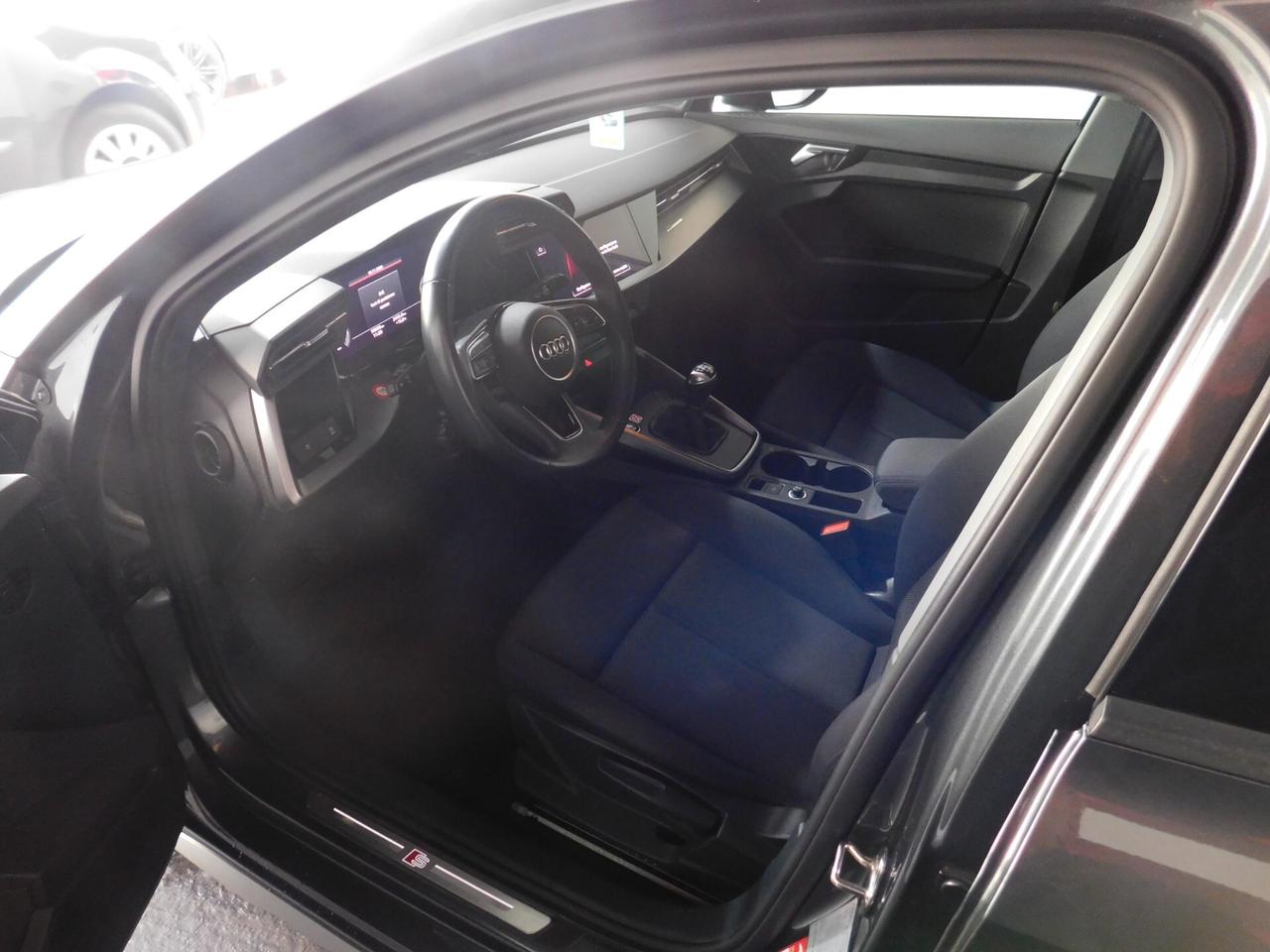 Audi A3 SPB 30 TFSI S line edition