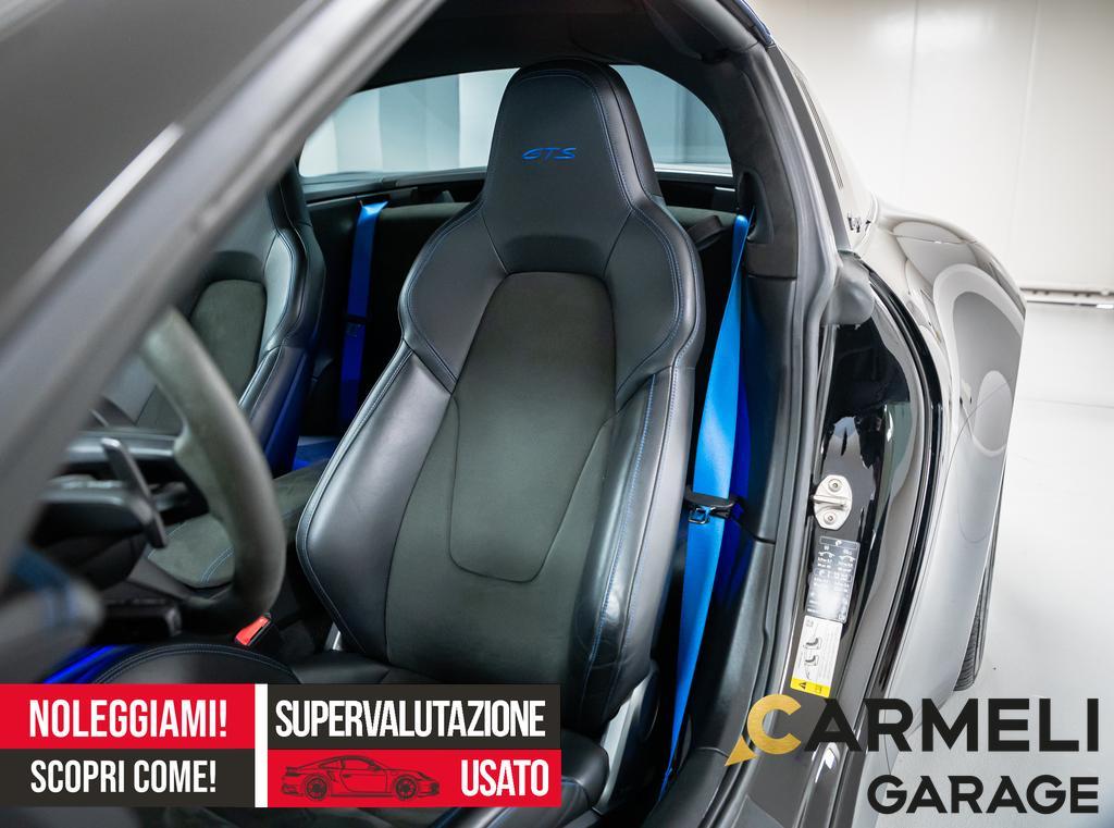 Porsche 911 VIII 992 Targa 911 TARGA 4 GTS