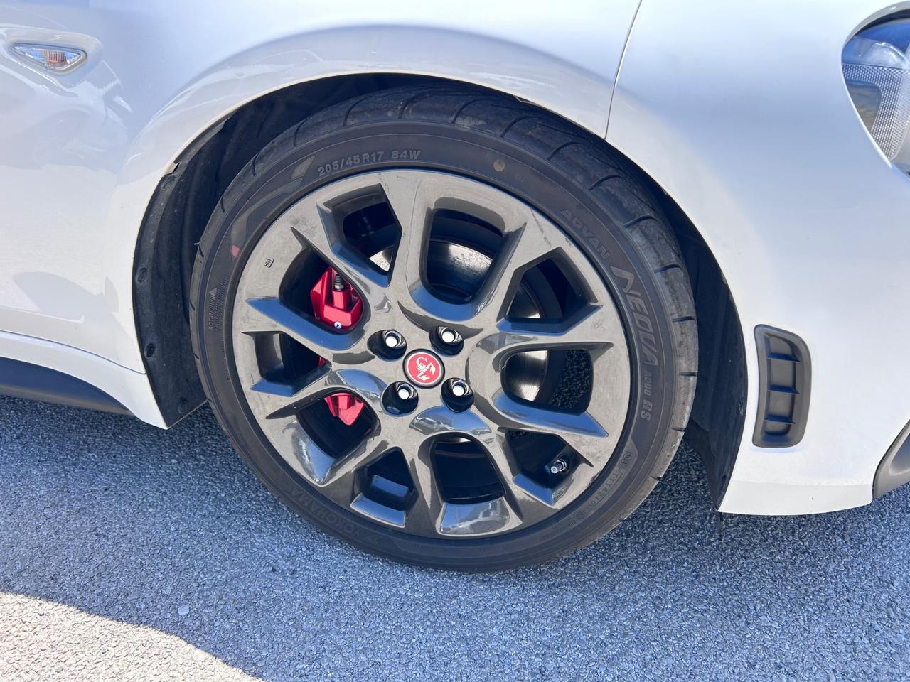 ABARTH 124 Spider 1.4 Turbo MultiAir AT 170 GT