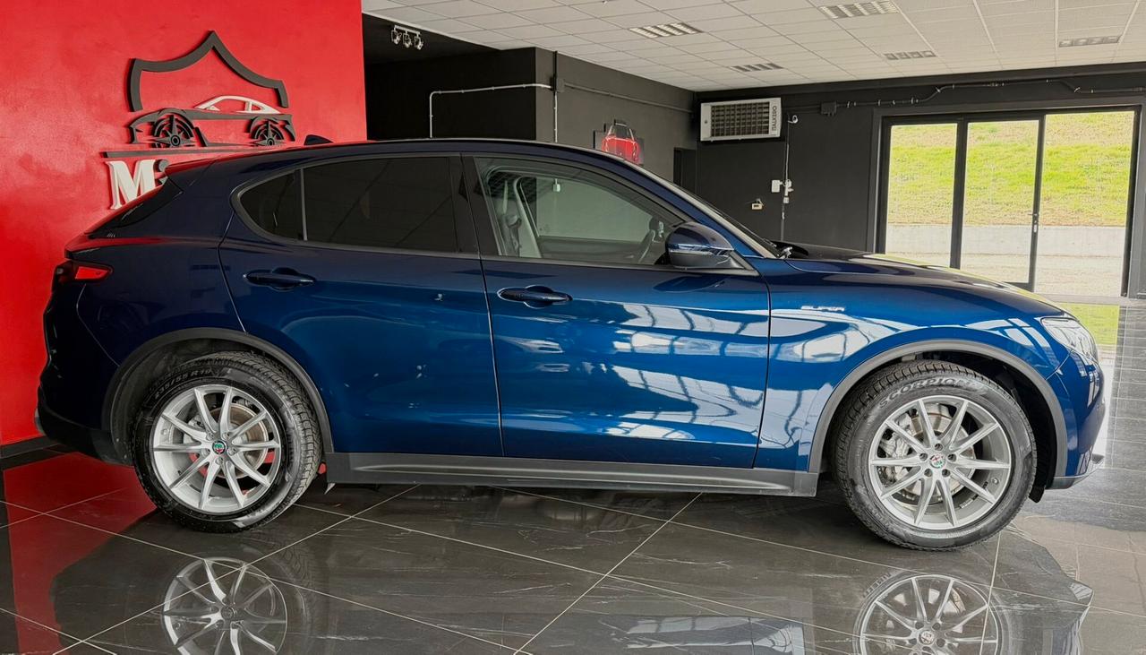 Alfa Romeo Stelvio 2.2 Turbodiesel 190 CV AT8 Q4 Super