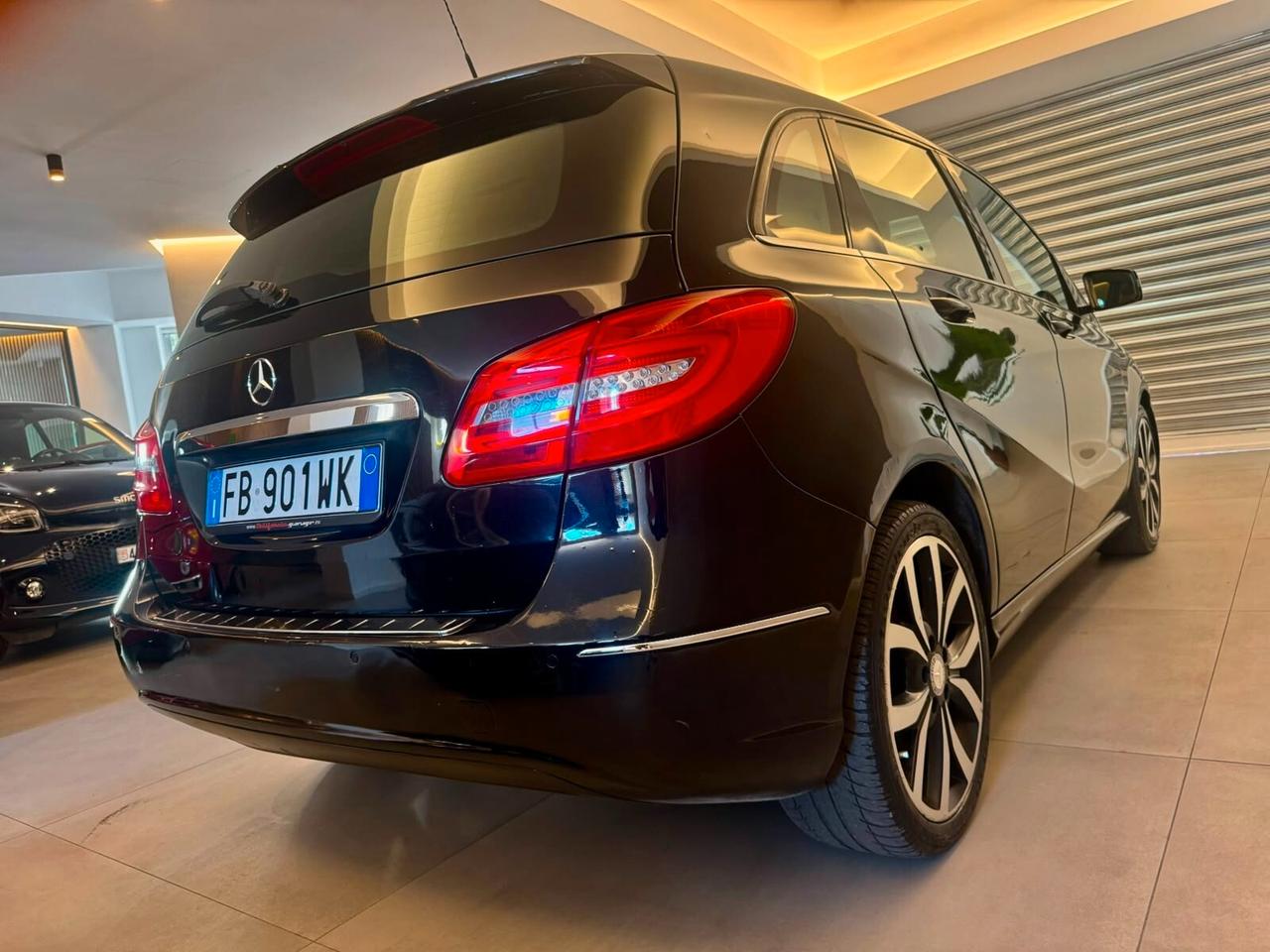 MERCEDES CLASSE B180 PREMIUM 80KW AUTOMATICA