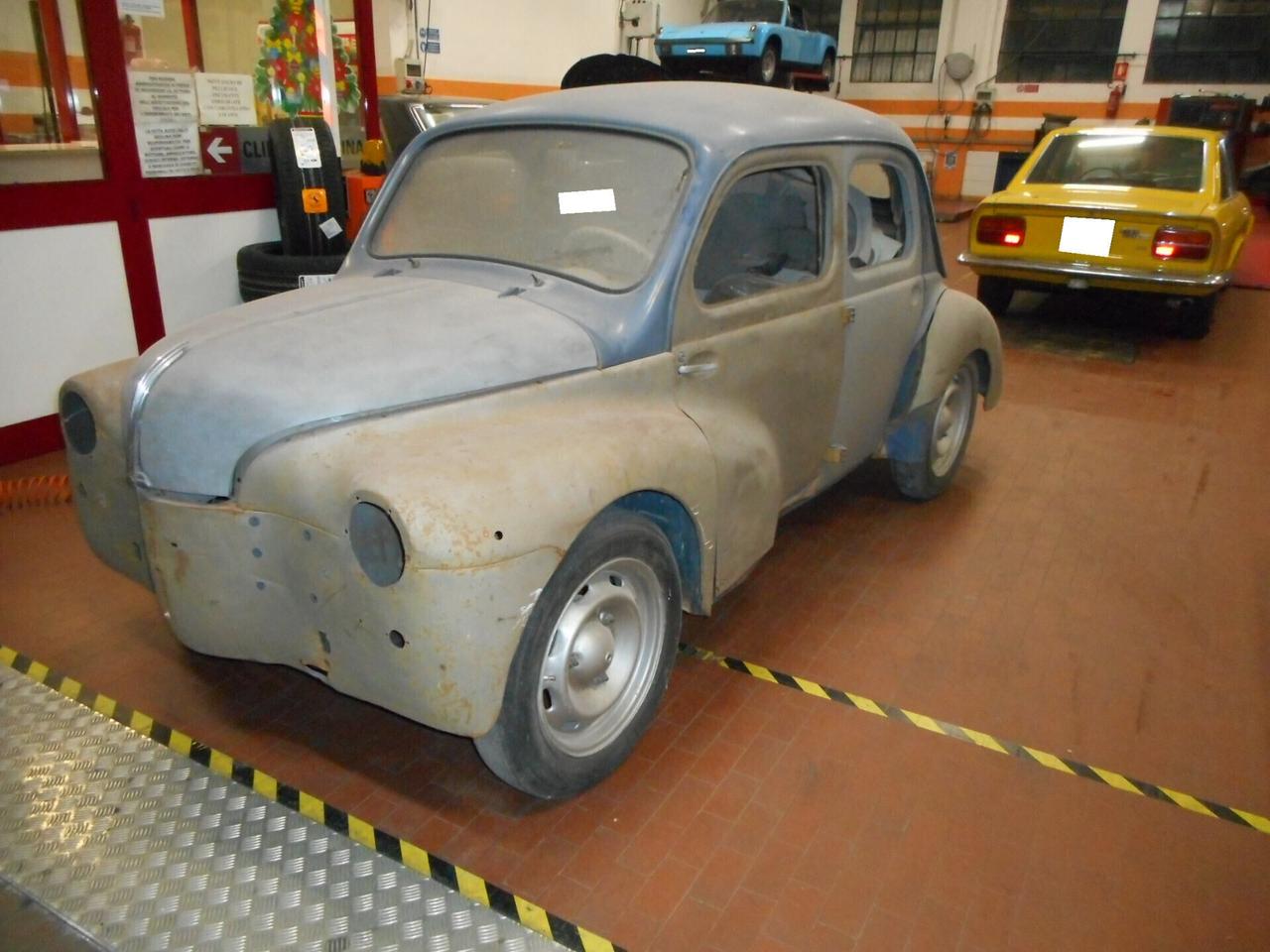 Renault 4 4CV