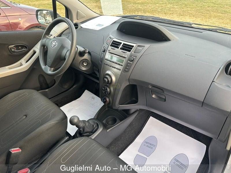 Toyota Yaris Yaris 1.0 5 porte Sol