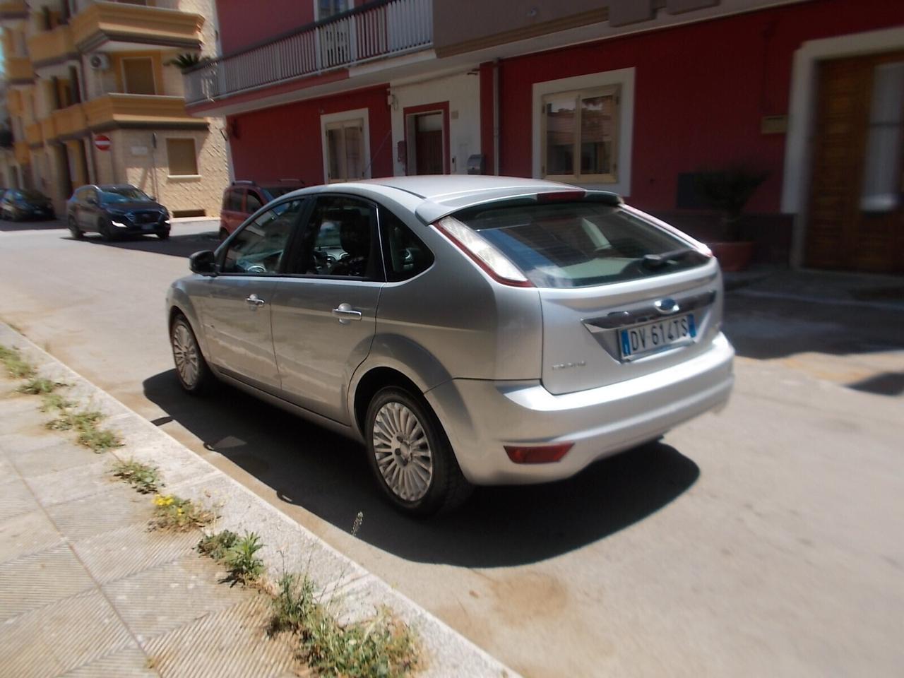 Ford Focus BERLINA 1.6 TDCi 90cv 5p. TITANIUM