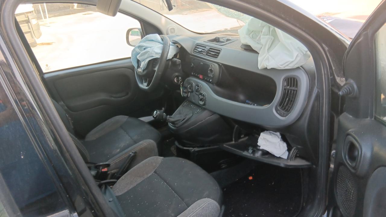 Fiat panda B/GPL INCIDENTATA SINISTRATA MONDIALCARS 022