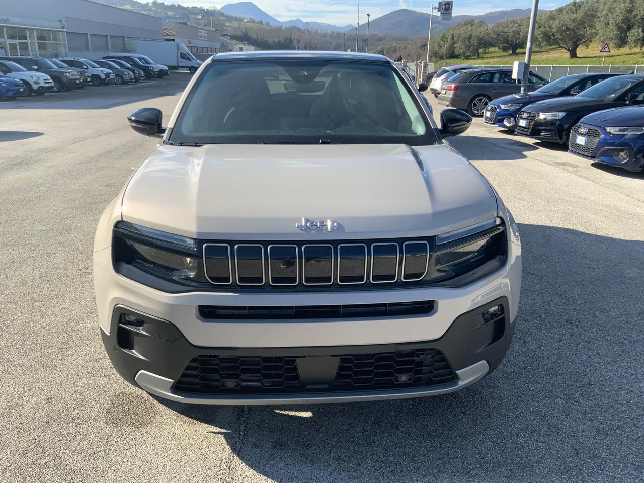 Jeep Avenger 1.2 Turbo 110 CV MHEV Summit