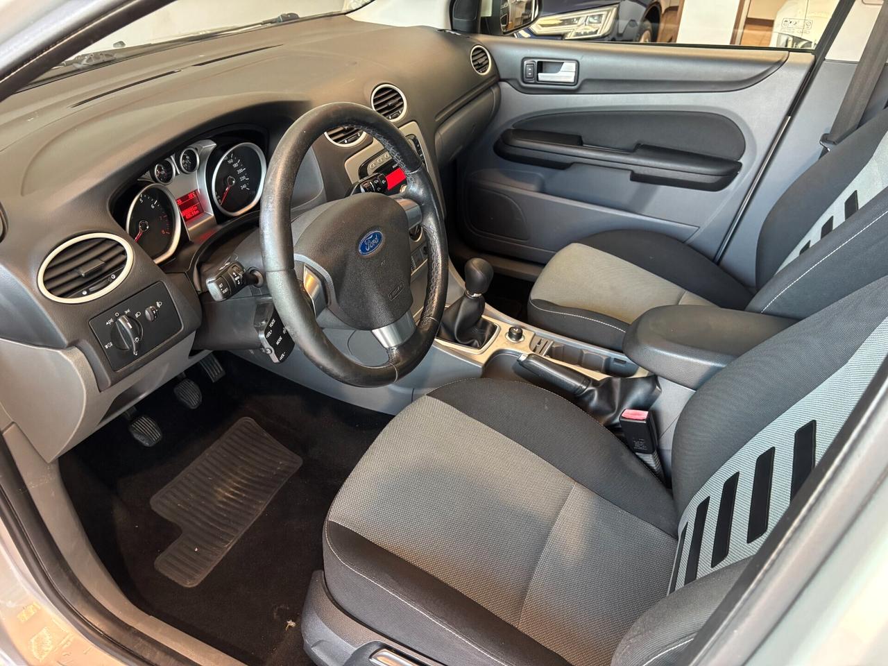 Ford Focus SW 2.0 Titanium145cv*GPL FINO 2030
