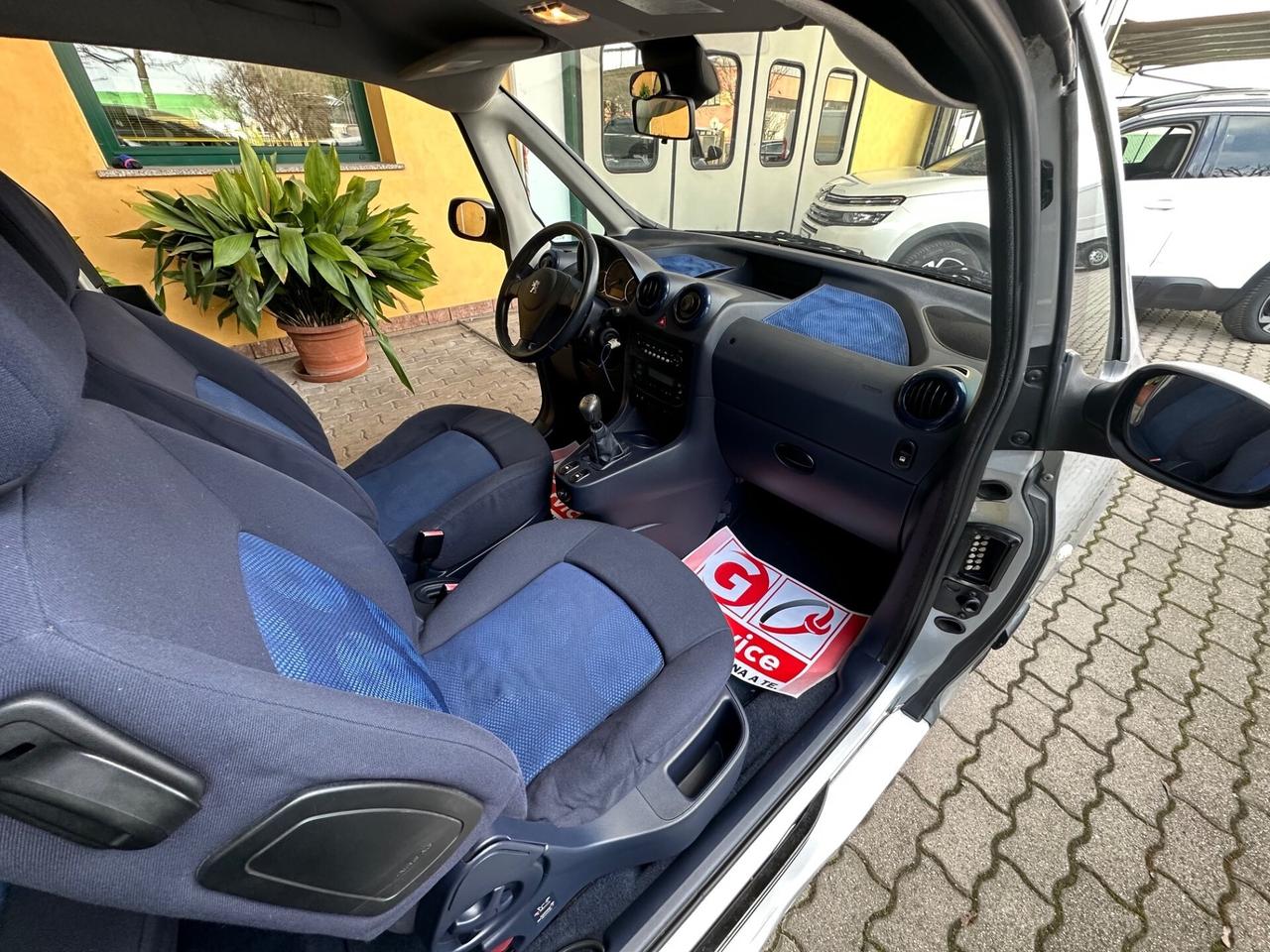Peugeot 1007 1.4 HDi Trendy