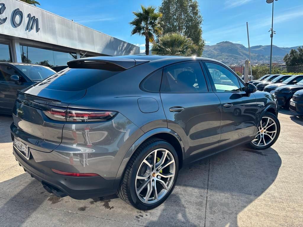 Porsche Cayenne 3.0 E-Hybrid 2022/solo 87.000 KM IVA ESPOSTA Tua a soli 759 Euro al mese