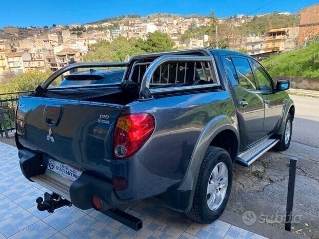 Mitsubishi L200 2.5 DI-D/136CV Double Cab Intense