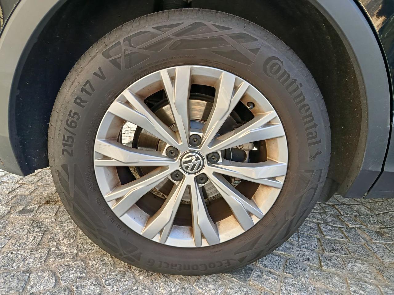 Volkswagen Tiguan Business 1.5 TSI #7809