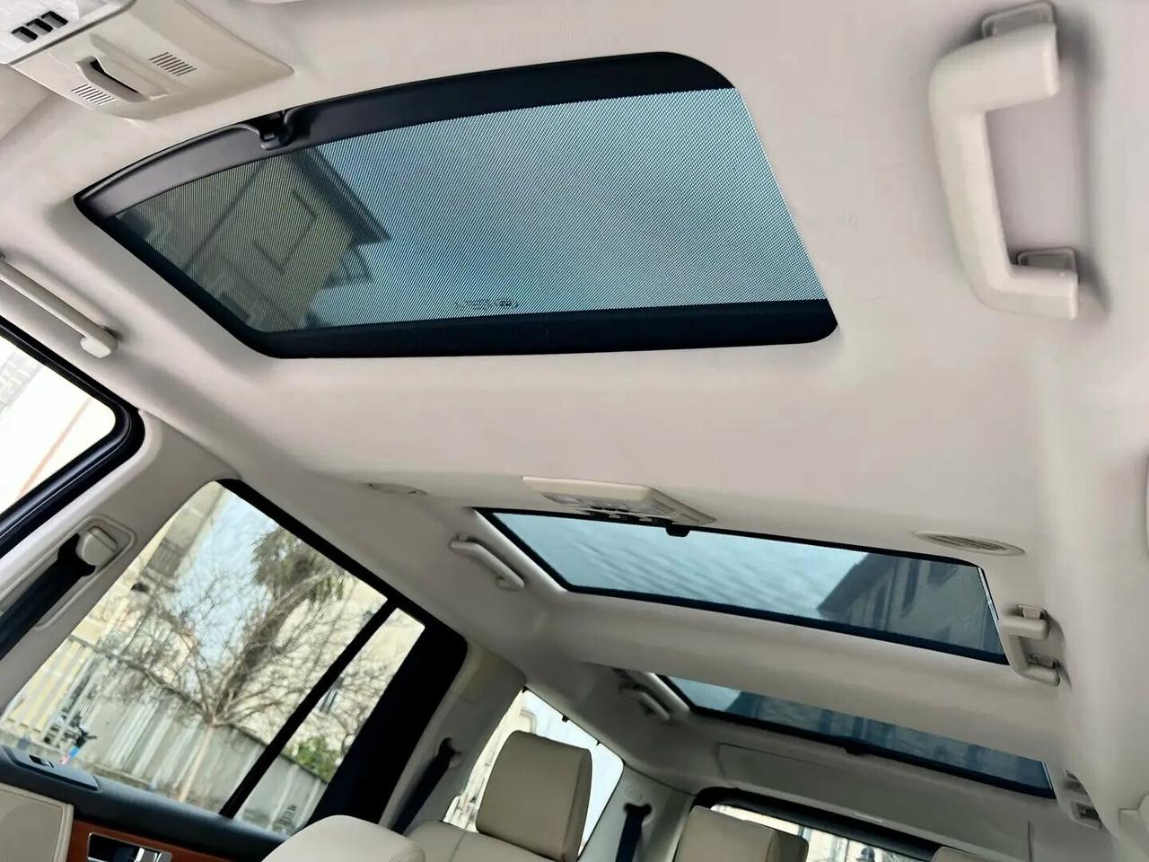 Land Rover Discovery 4 3.0 TDV6 211CV HSE