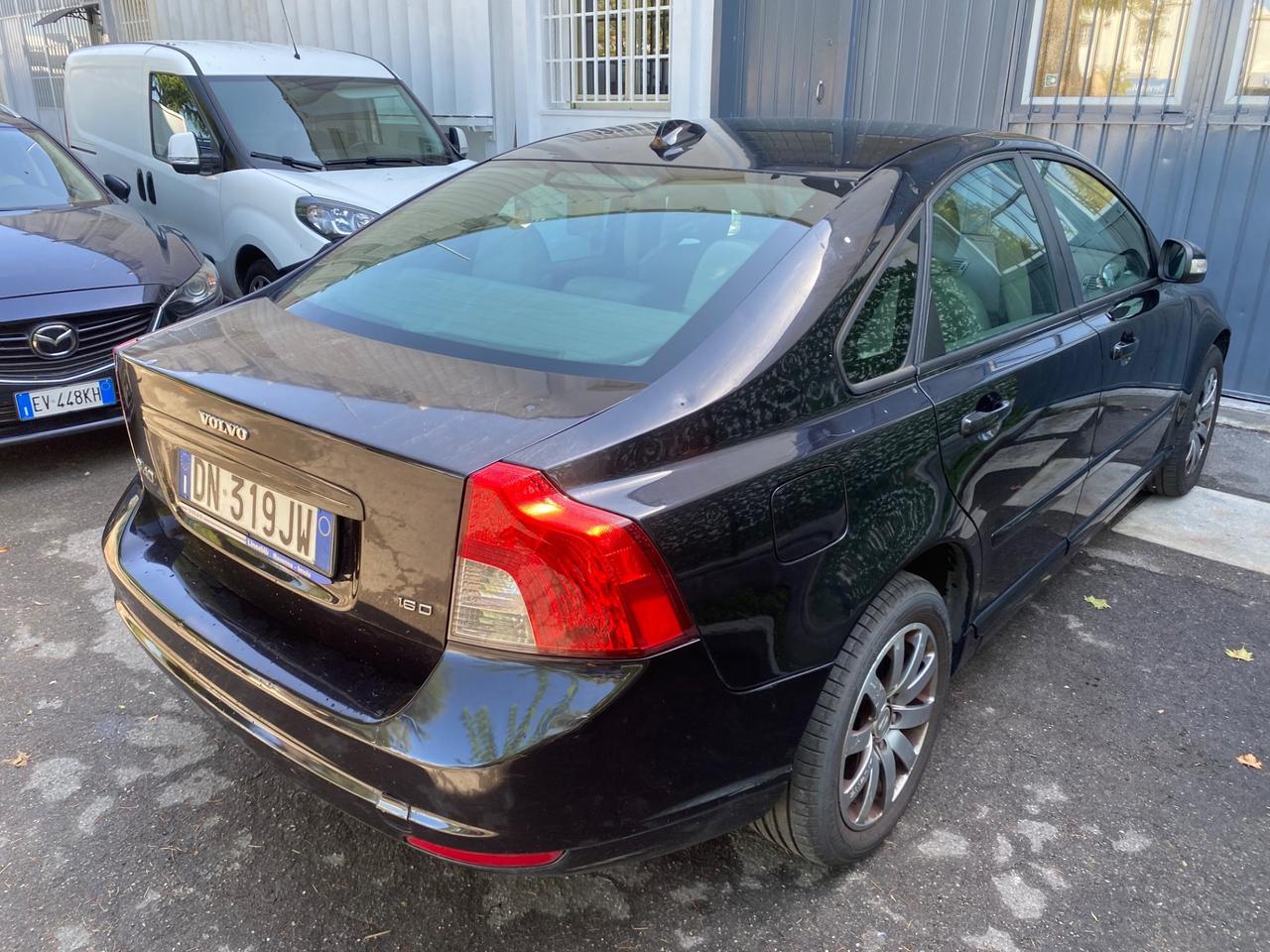 Volvo S40 1.6 D cat Momentum
