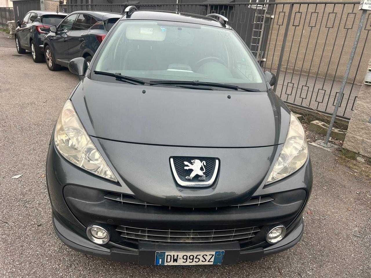 Peugeot 207 1.6 HDi 93CV SW full optional