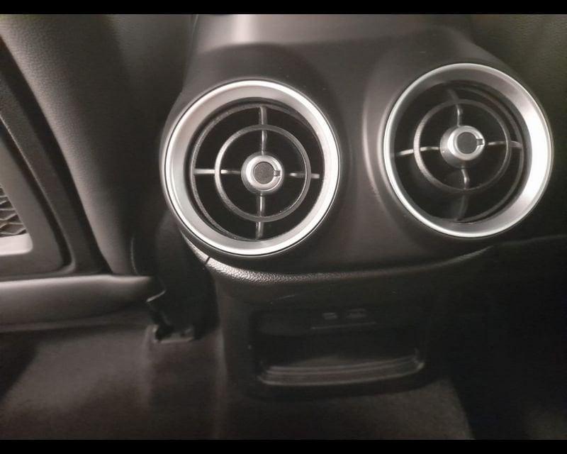 Alfa Romeo Stelvio 2023 2.2 t Veloce Q4 210cv auto