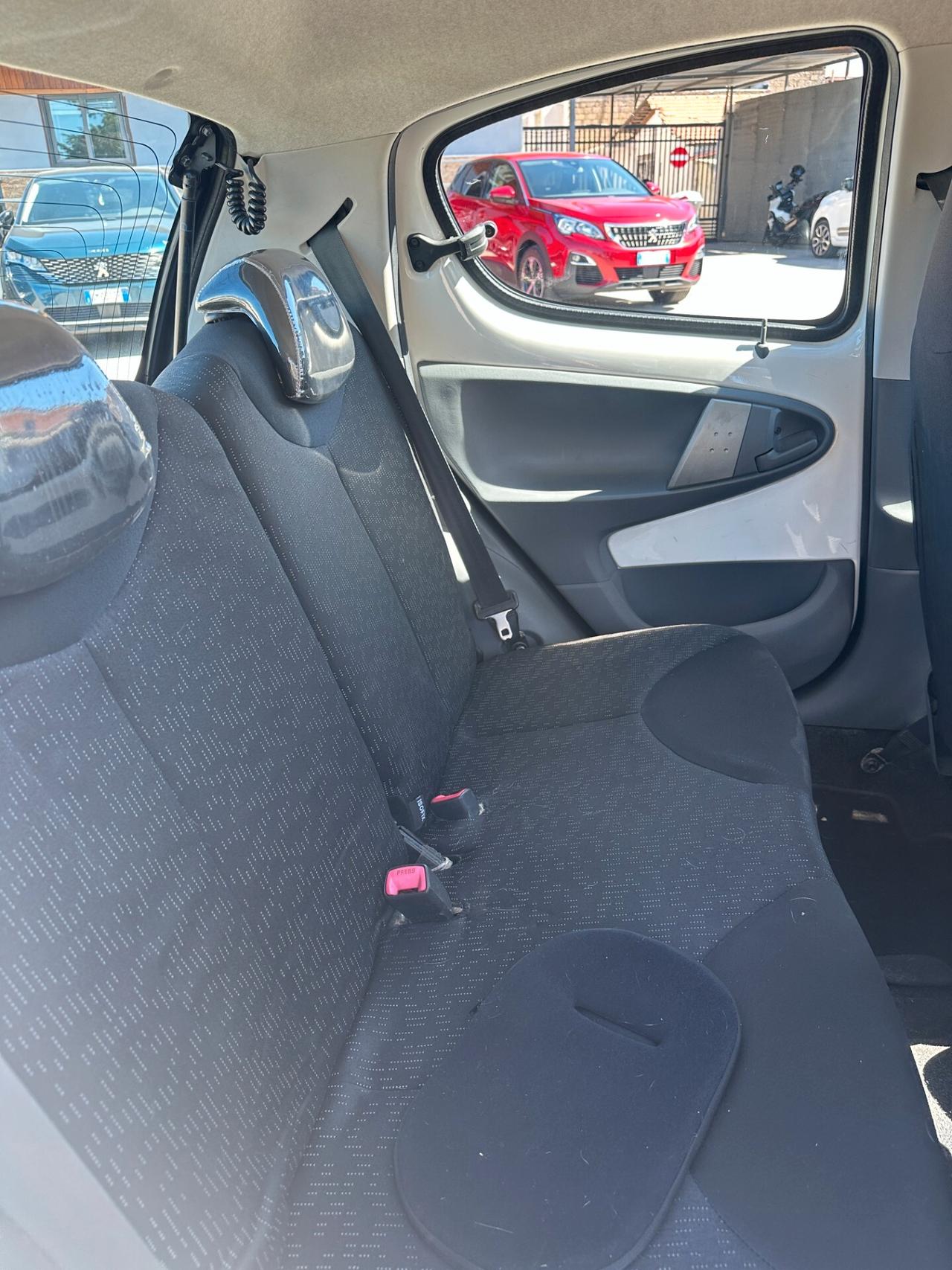 Peugeot 107 1.0 68CV 5p. Allure