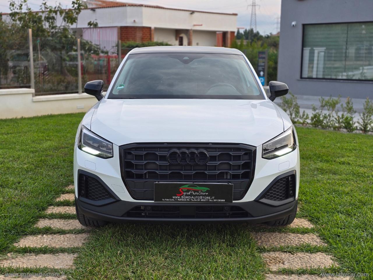 AUDI Q2 30 TDI Business Advanced