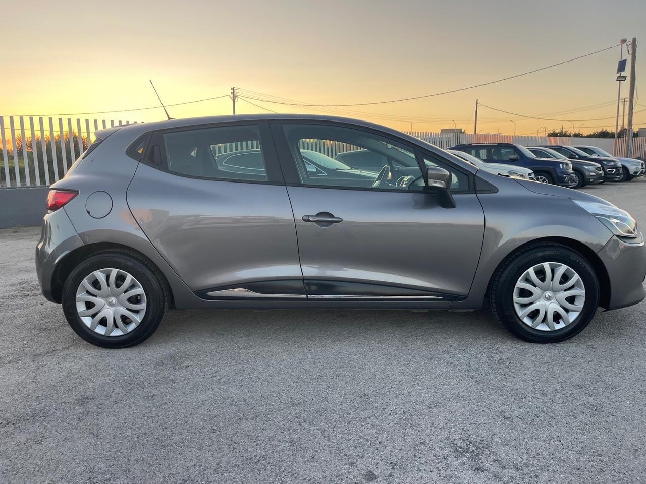 RENAULT CLIO 1.5 DCI 75CV 5P FULL LED STUPENDA