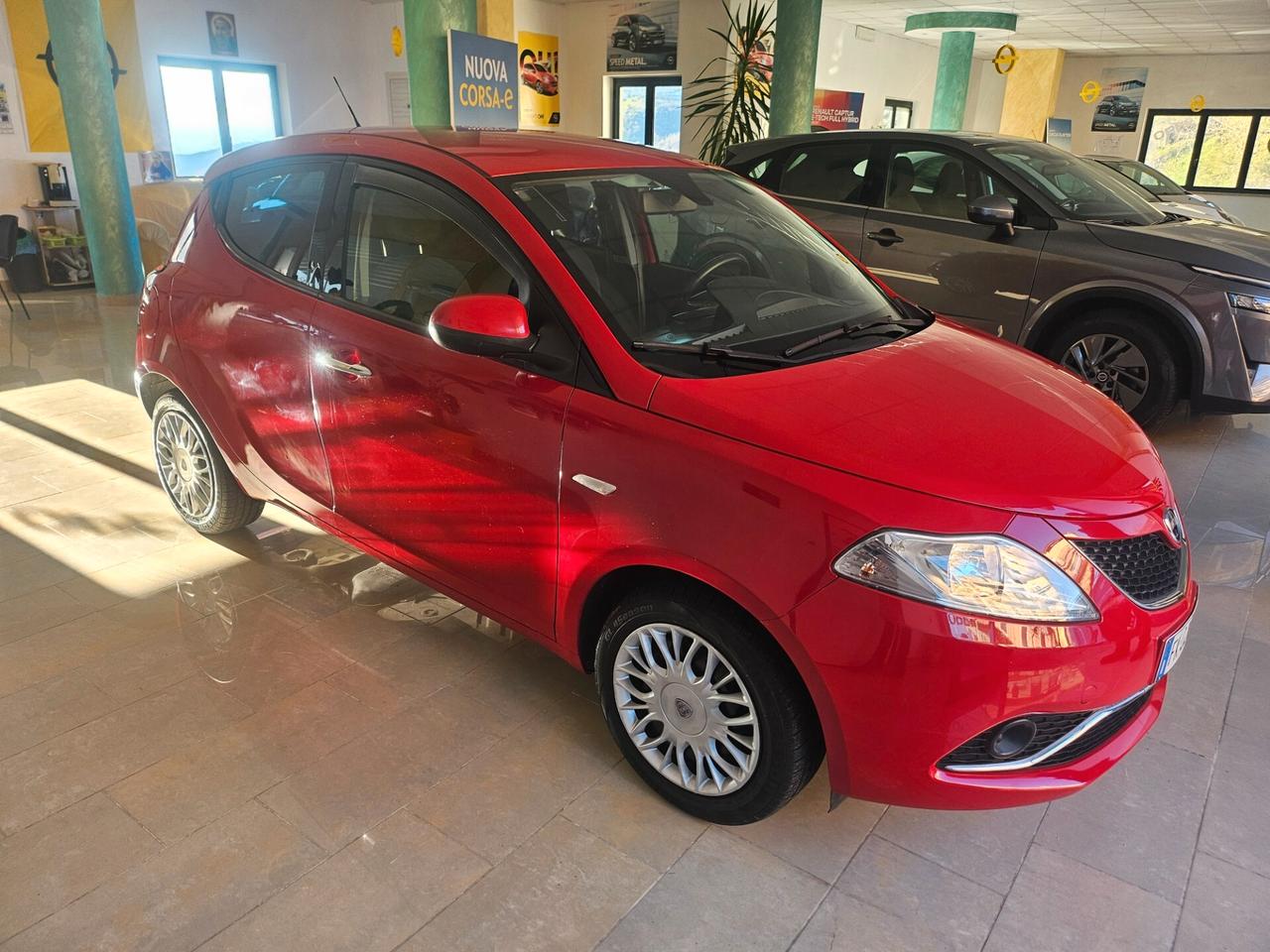 Lancia Ypsilon 1.2 69 CV 5 porte Unyca 2017