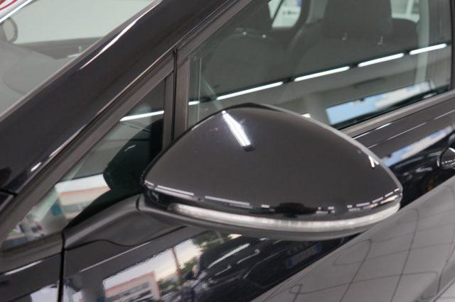 VOLKSWAGEN Golf 2.0 TDI DSG 5p. Business BlueMotion Technology
