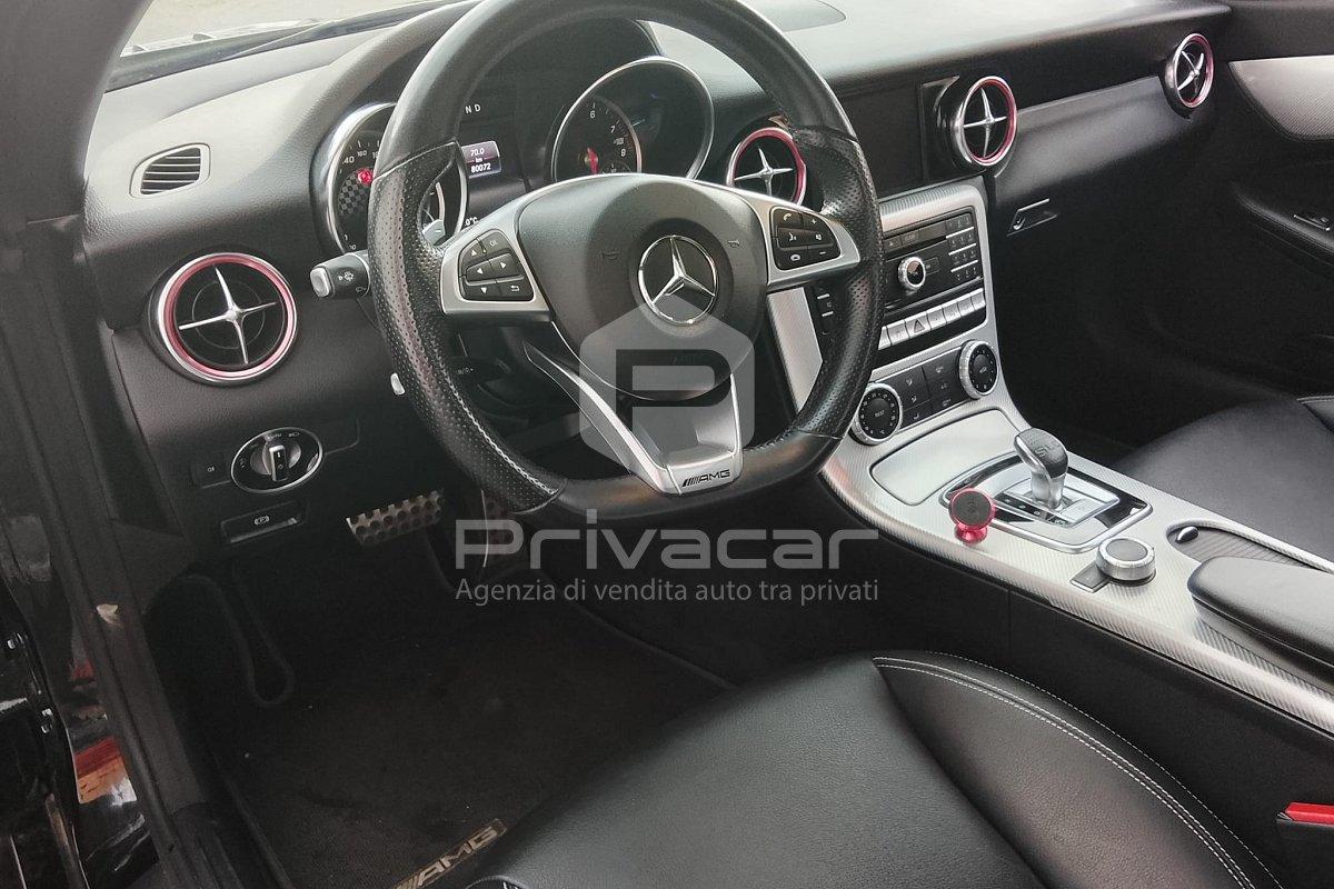 MERCEDES SLC 180 AMG line