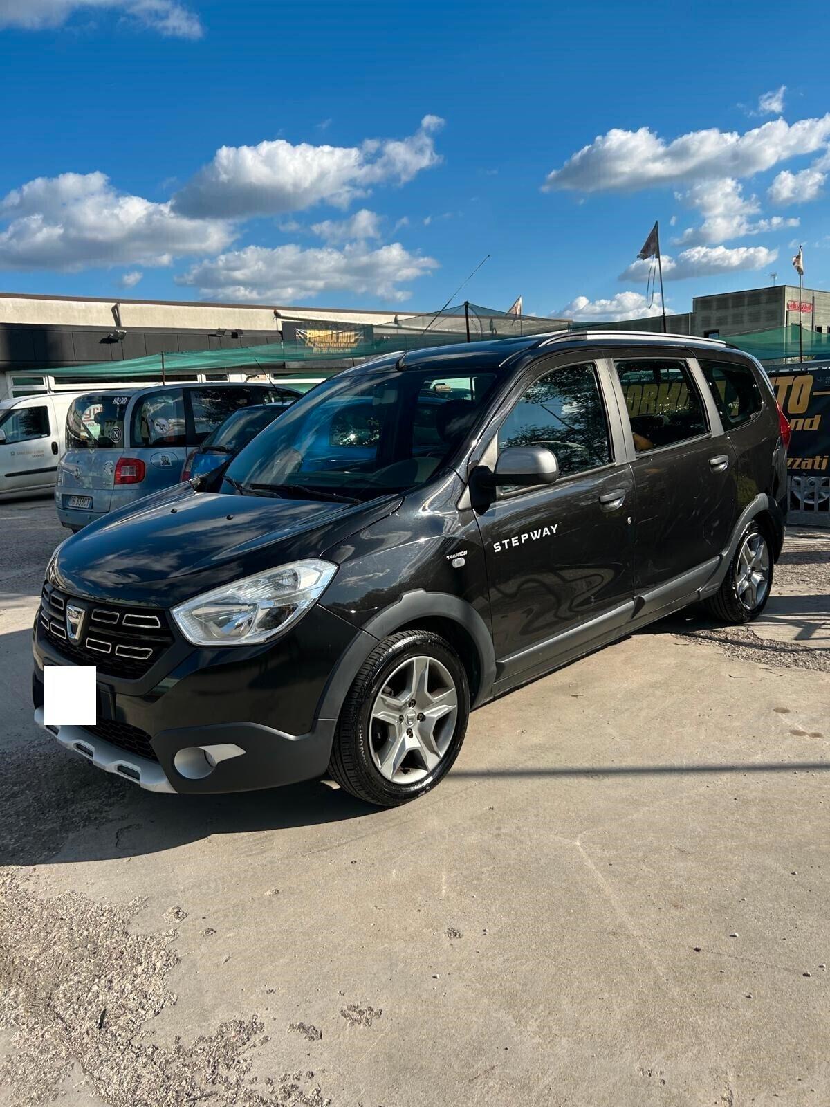 Dacia Lodgy stepwai 1.5 blue dci 115 cv 7 posti ok neo patentati