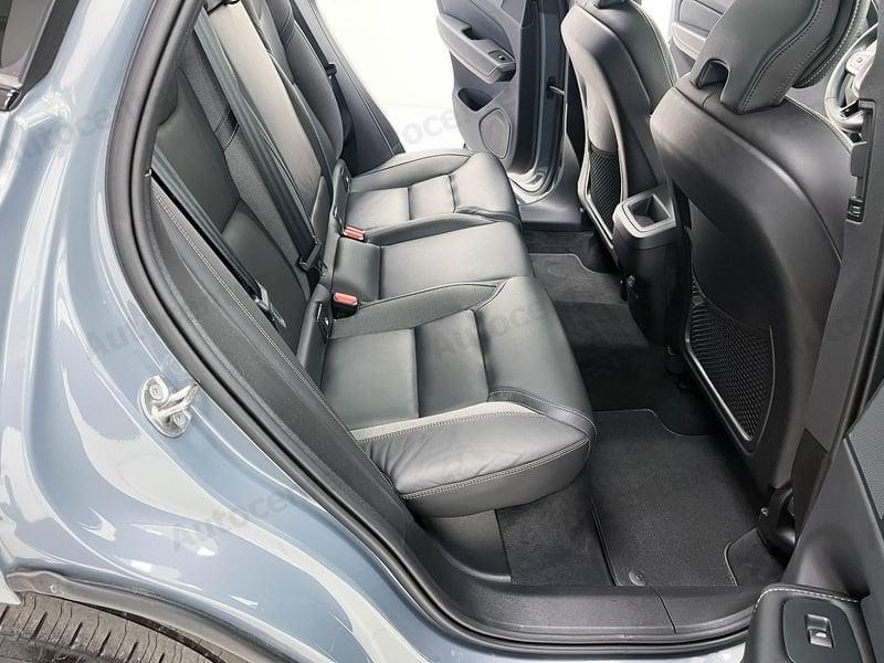 Volvo XC60 XC60 B4 (d) 197CV AUT AWD R DESIGN