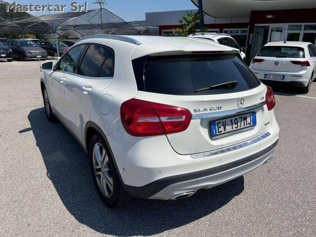 MERCEDES-BENZ GLA 220 GLA-X156 2014 d (cdi) Sport 4matic 170cv auto - EV