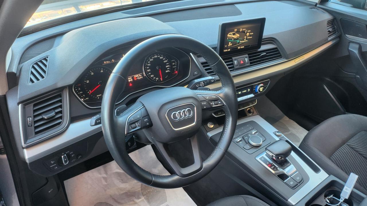 Audi Q5 30 TDI S tronic Business