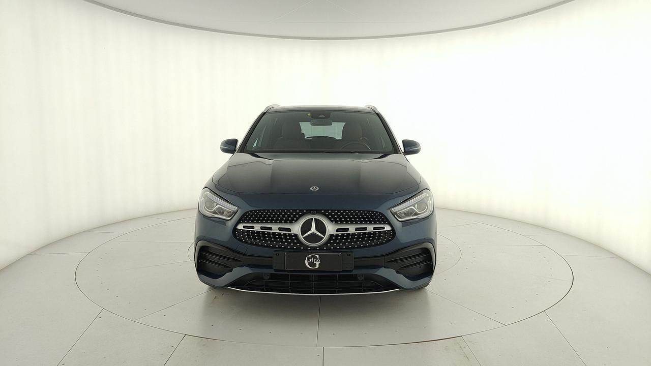 Mercedes-Benz GLA 200 d Premium auto