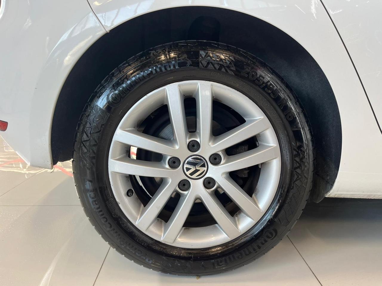 Volkswagen Golf 1.6 TDI DSG 5p. Highline OK NEOPATENTATI