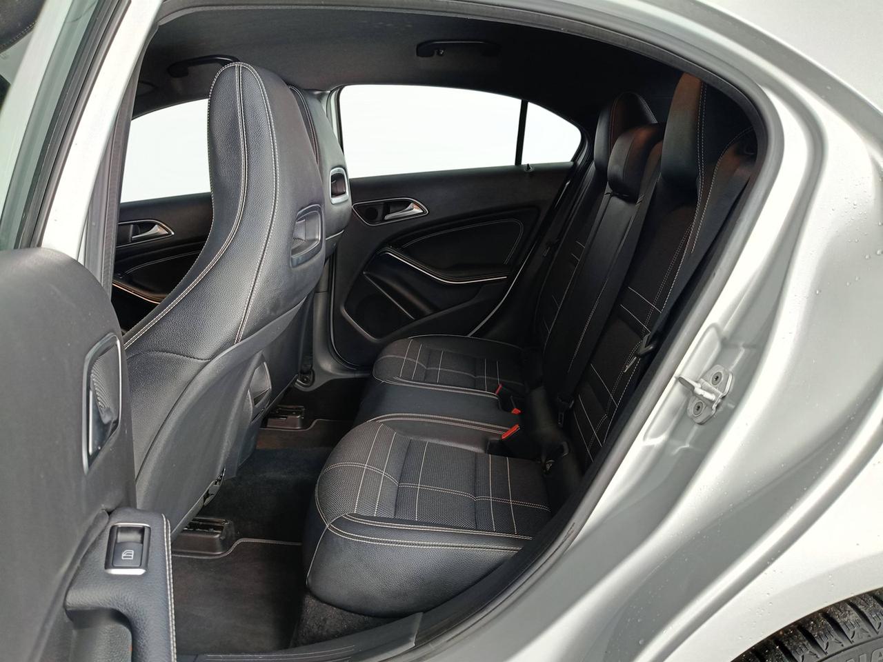 Mercedes-Benz Classe A - W176 - A 180 cdi Sport E6