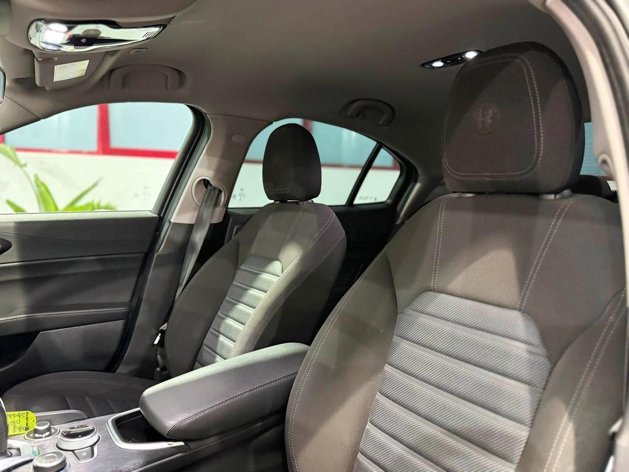 Alfa Romeo Giulia 2.2 At8 160cv 2020 Veloce My20