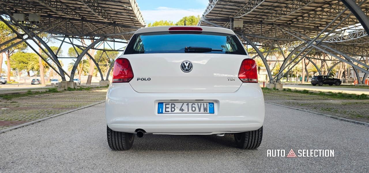 Volkswagen Polo 1.6 Tdi. (Ok.Neopatentati)