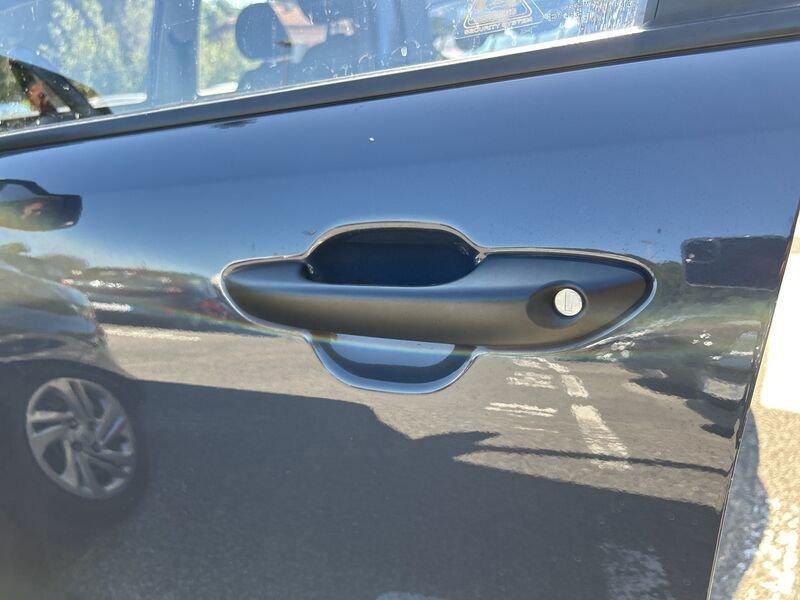 Hyundai i10 III 2020 1.0 mpi Tech Connect Pack