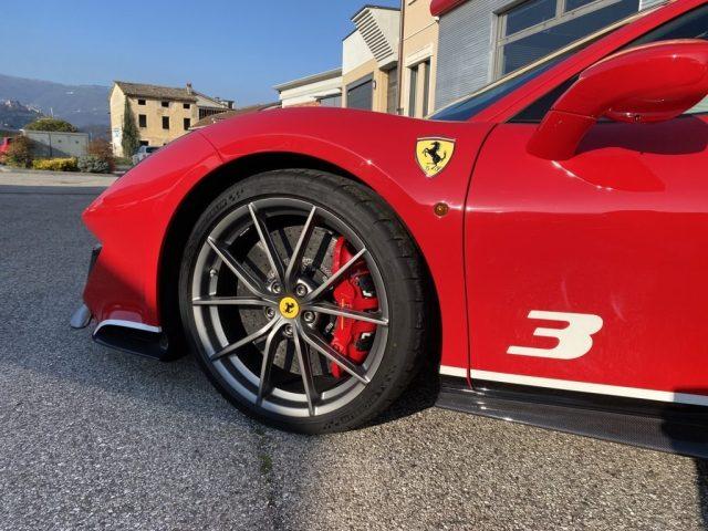 FERRARI 488 Pista PILOTI