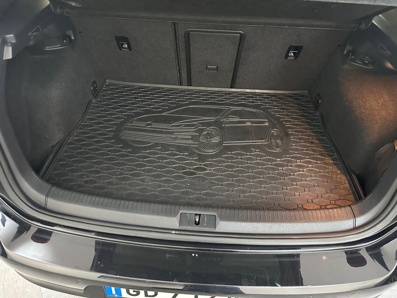 Volkswagen Golf 2.0 TDI DSG 5p. Highline BlueMotion Technology