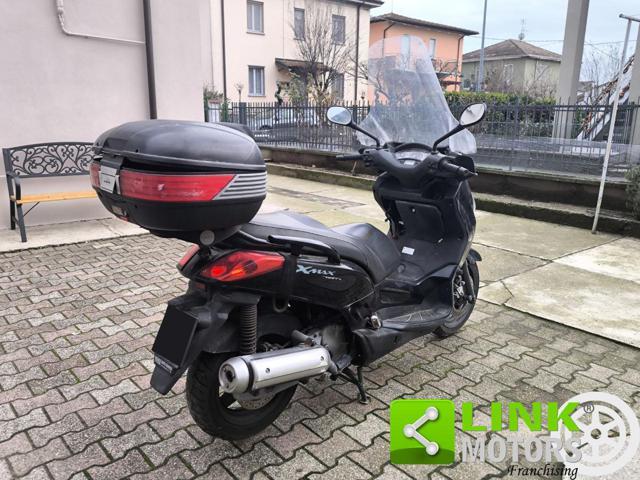 YAMAHA X-Max 125 i