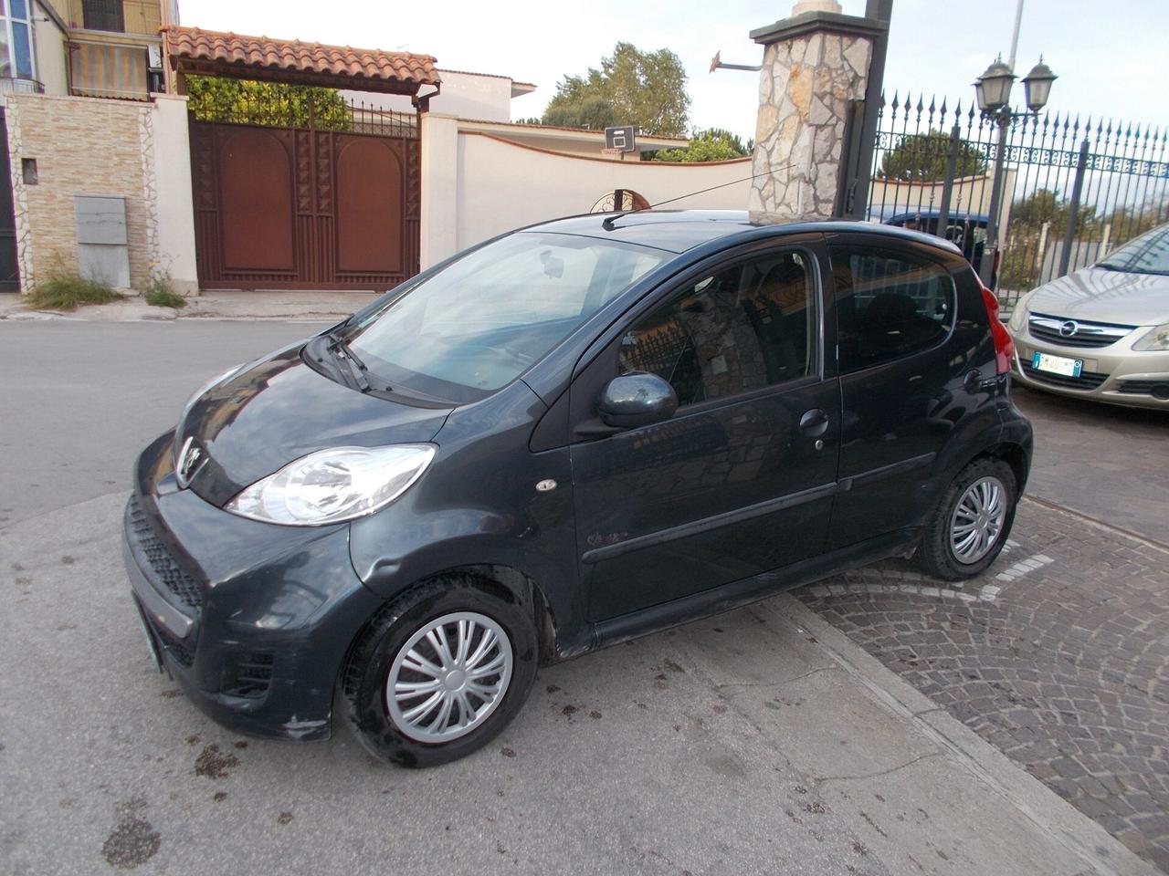 Peugeot 107 1.0 68CV 5p. Sweet Years