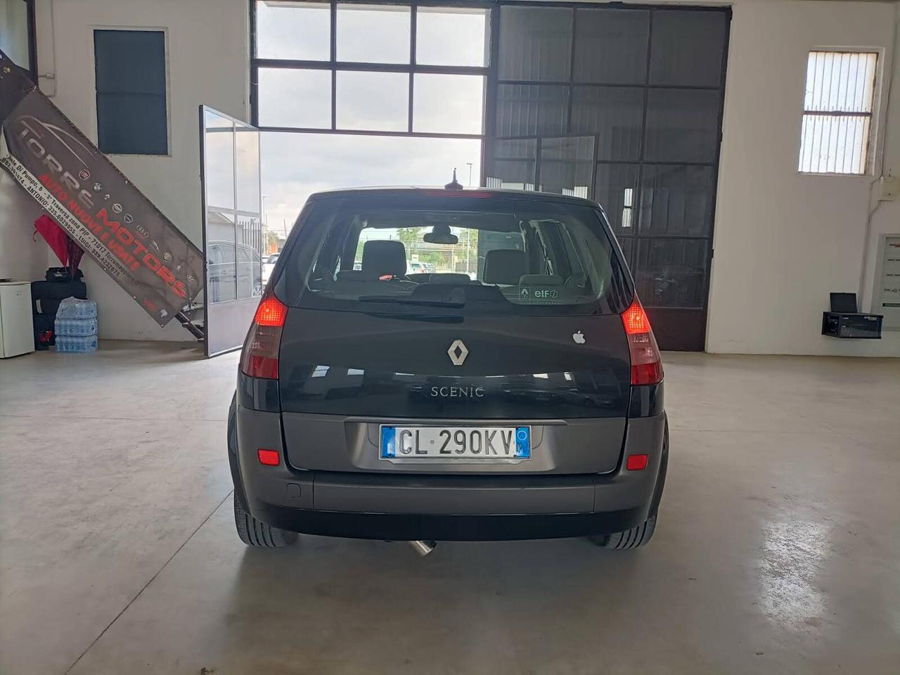 Renault Scenic Grand Scénic 1.9 dCi Luxe Dynamique 04/2004