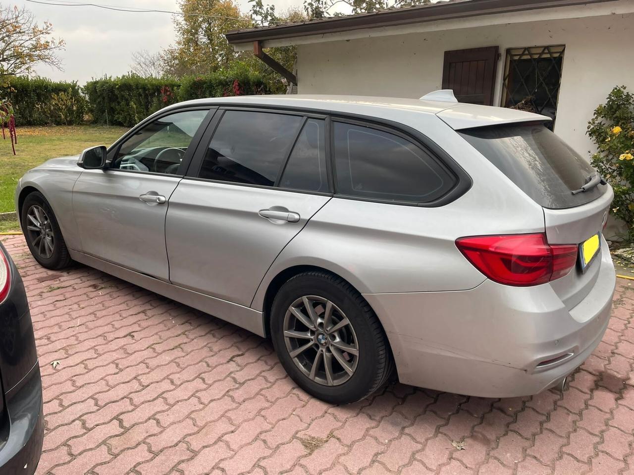 Bmw 318D 2.0 DIESEL DEL 2015